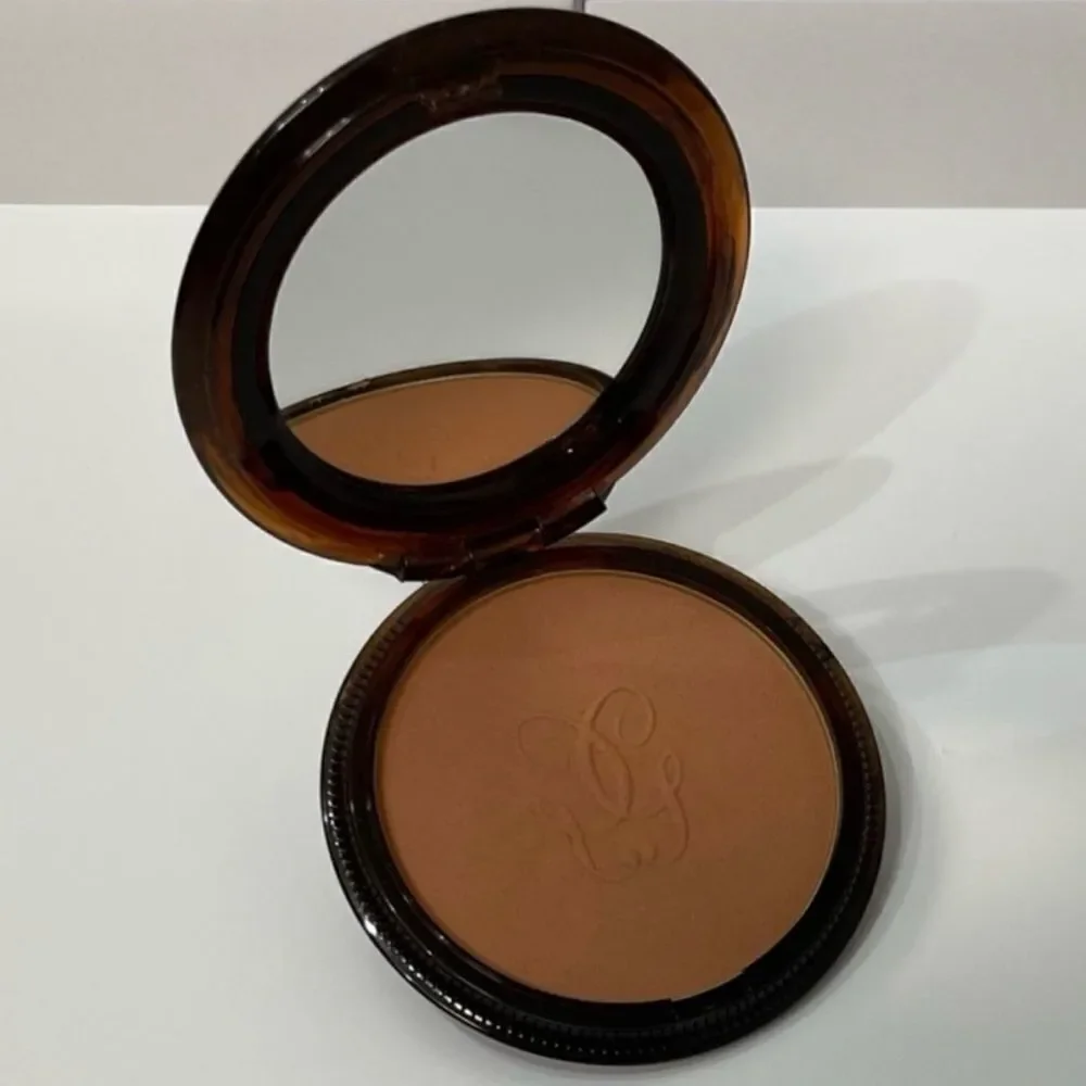 Guerlain No.1 Terracotta Moisturizing Bronzing Powder